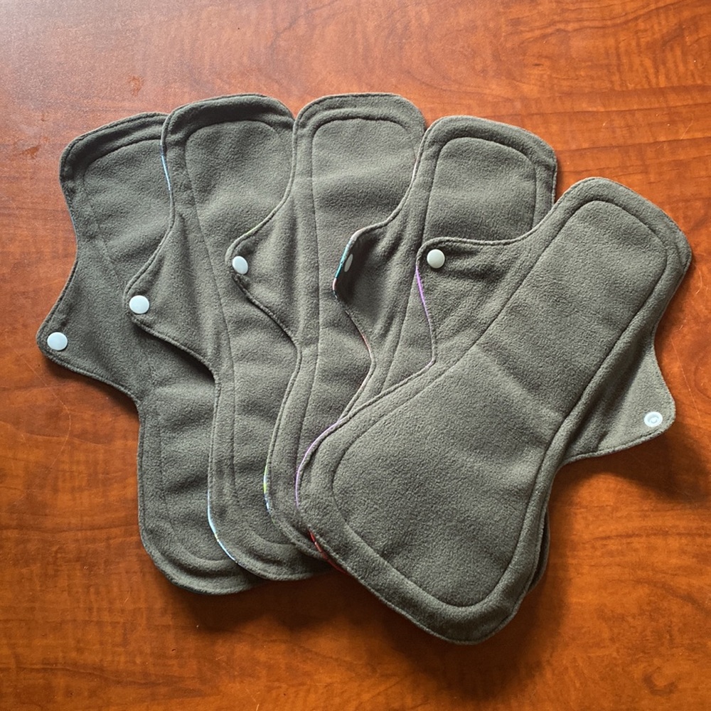 Reusable Cloth Pad Multi Pack - Picture 3 of 6